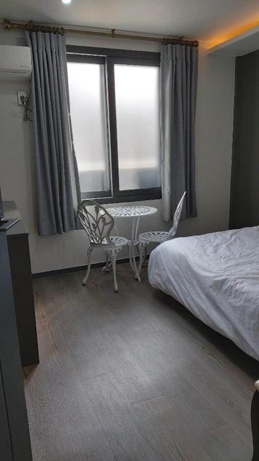 Hotel Huestay-Keumho Seogwipo Eksteriør billede