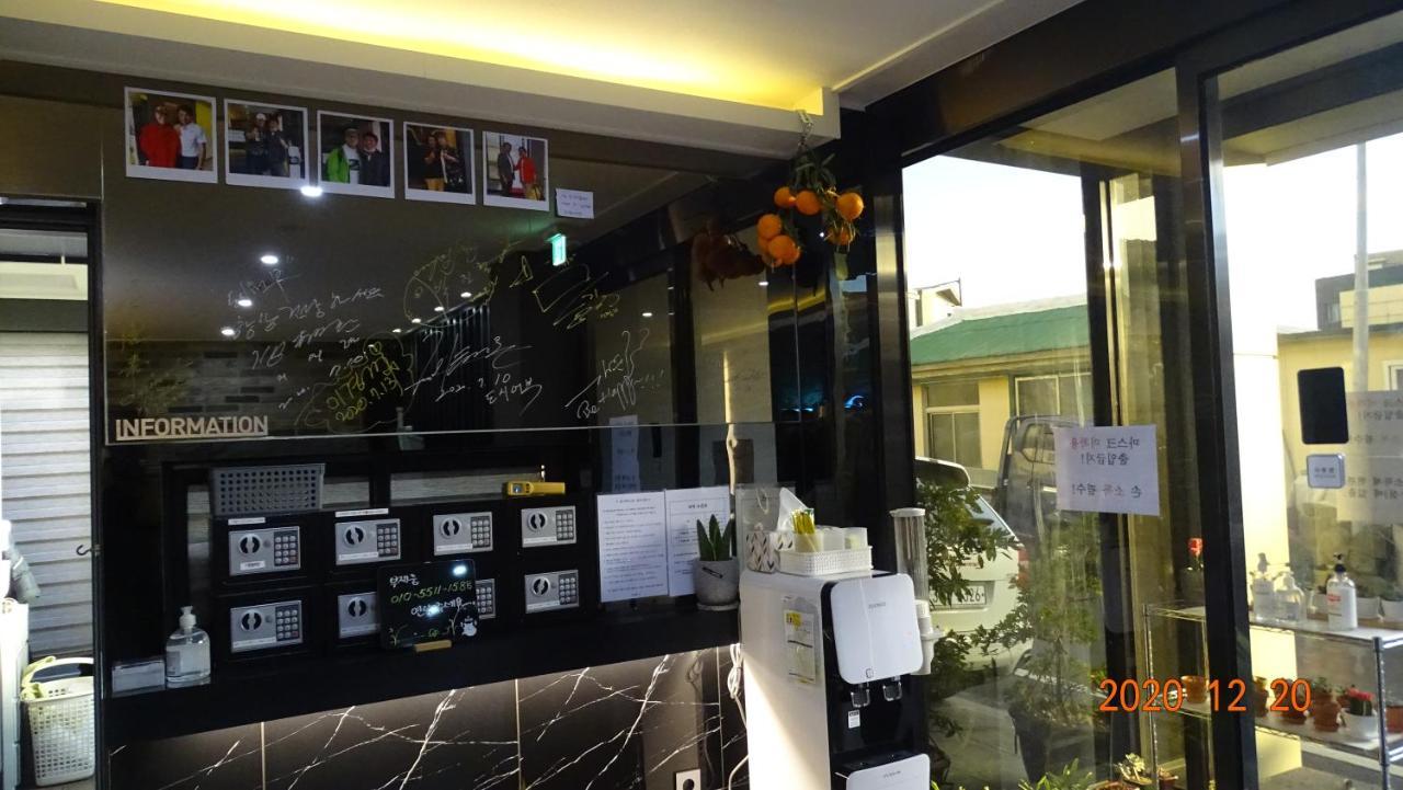 Hotel Huestay-Keumho Seogwipo Eksteriør billede